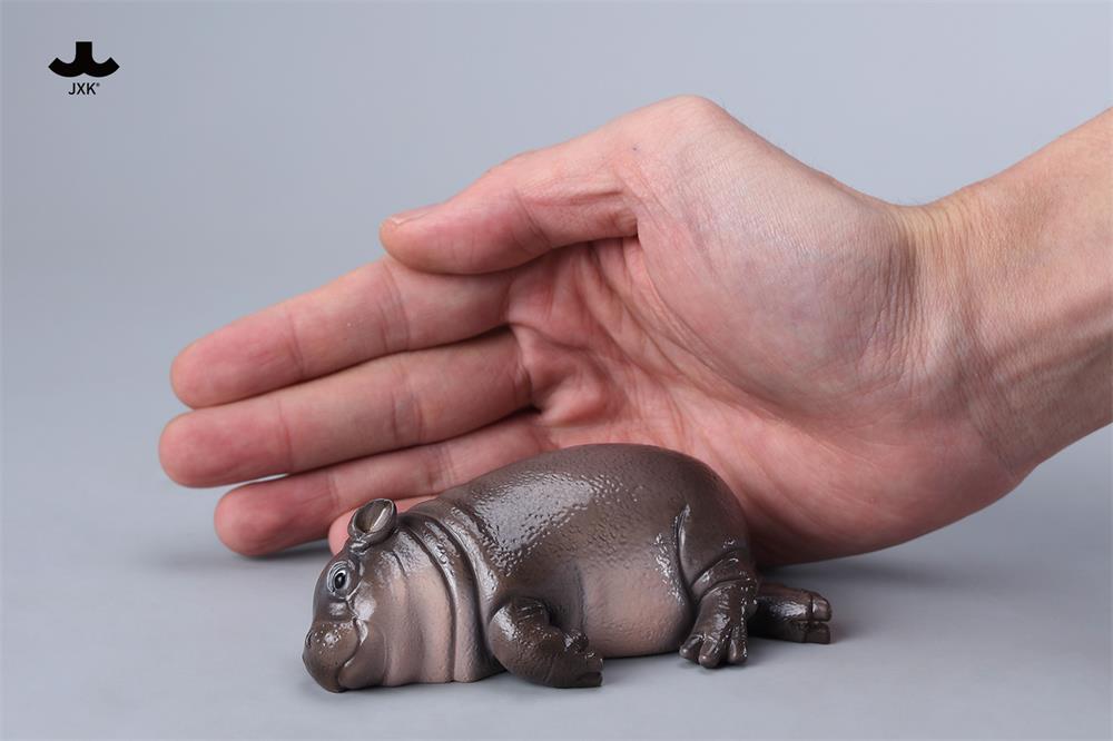 JXK】Baby Hippopotamus Figurine: MooDeng 3 – SANKTOYS